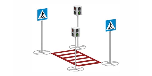 Маленький пешеход